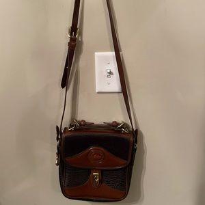 Dooney and Bourke cross body purse